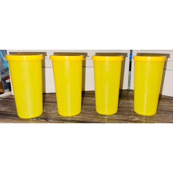 Set of 4 Tupperware Sheer Sunflower Yellow Stacking Tumbler 9 Oz with Lids - Picture 1 of 2